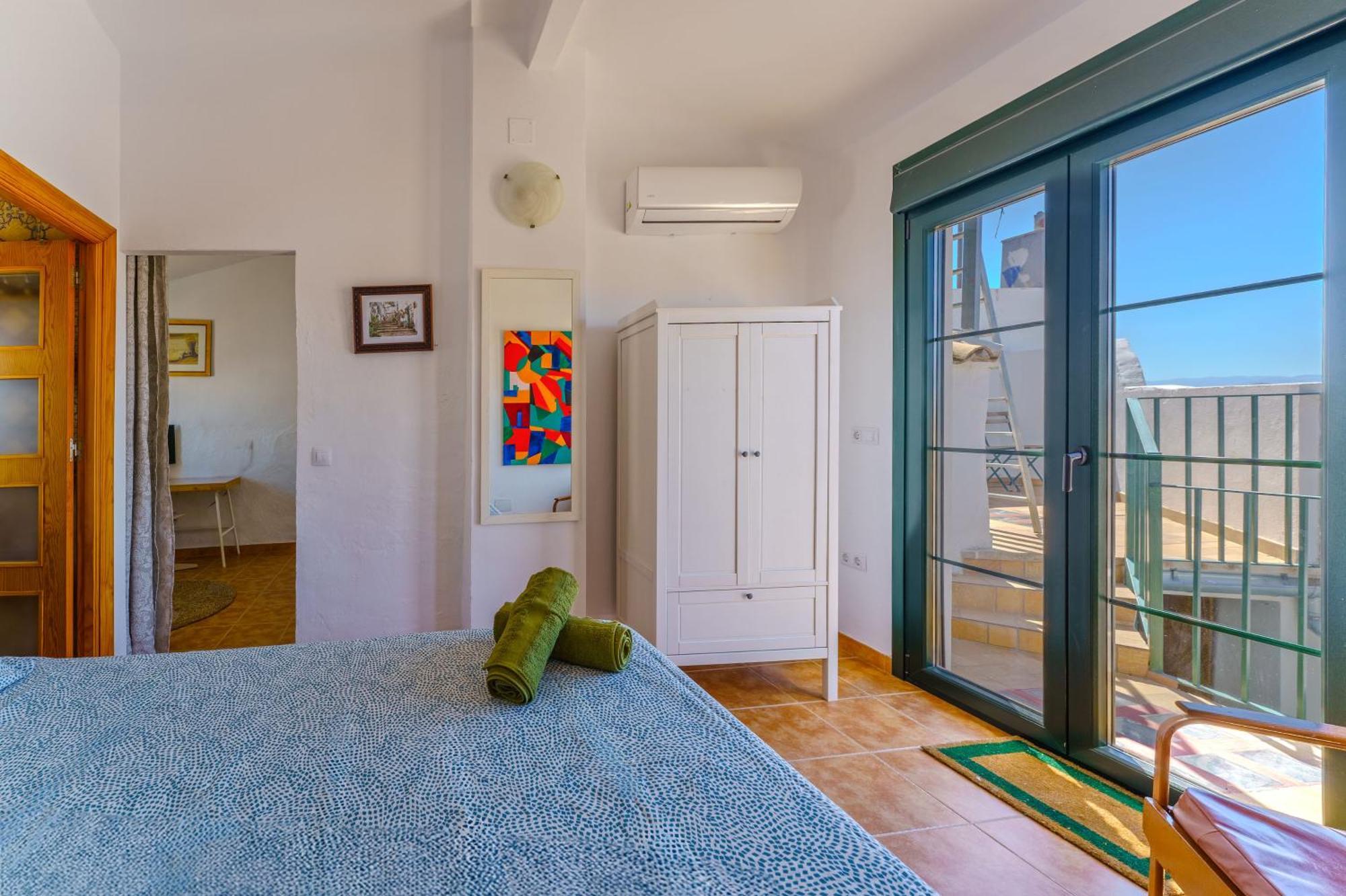 Casa Del Patito With Vista By Duckling * Olvera