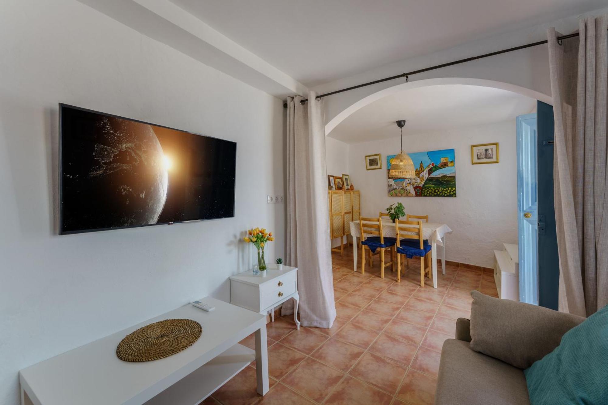 Casa Del Patito With Vista By Duckling Holiday home Olvera